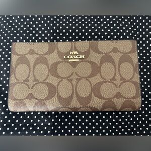 Coach logo brown and gold wallet